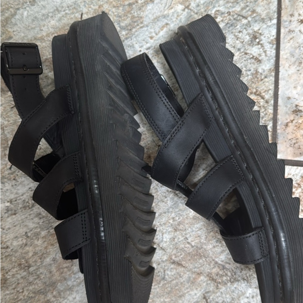 Dr. Martens Yelena Women's Sandals - Picture 4 of 4